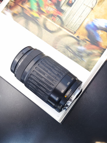 Canon Zoom Lens EF 75-300mm F4-5.6 (No IS)