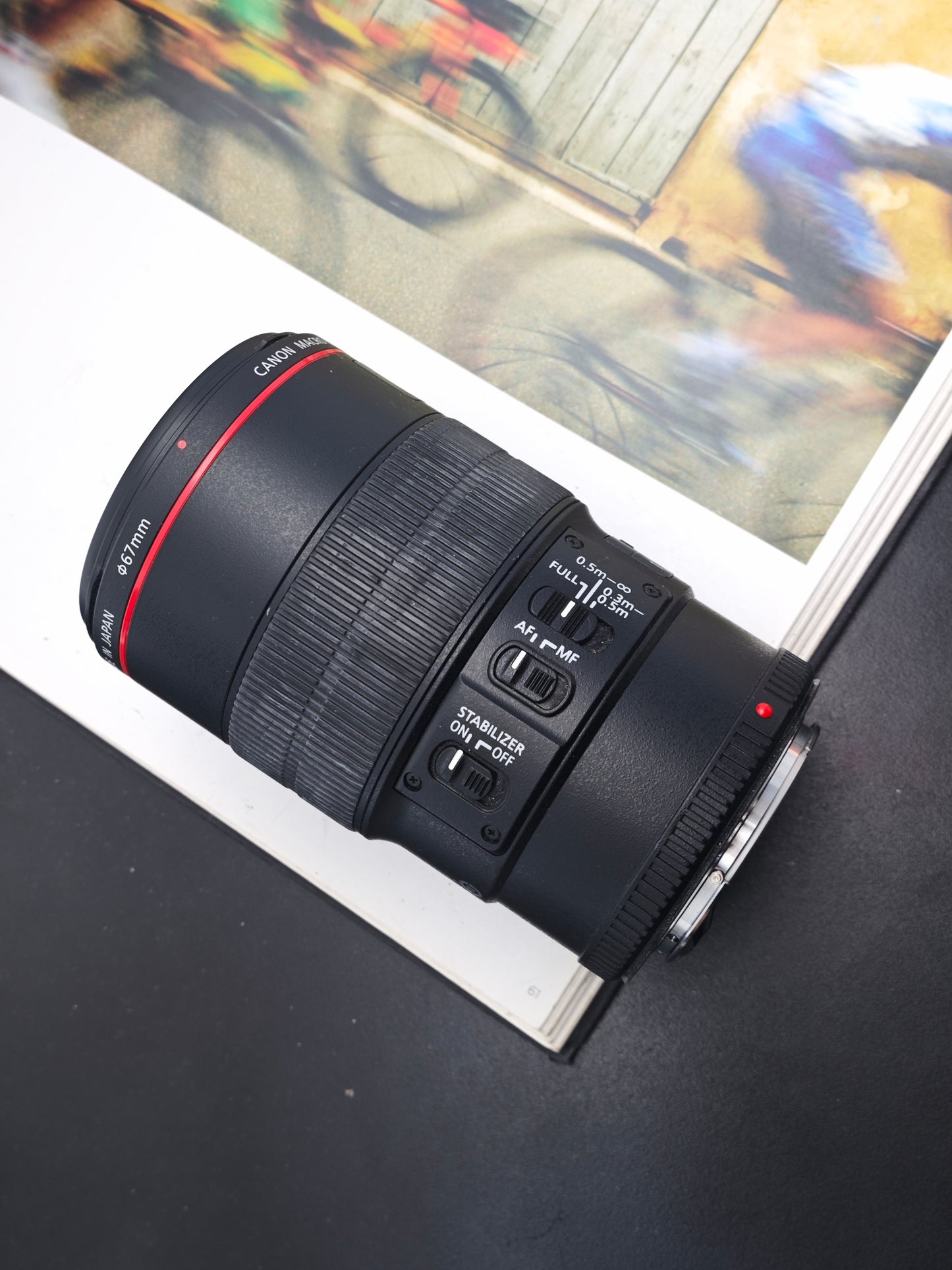 Canon Macro Lens EF 100mm F2.8 L IS USM
