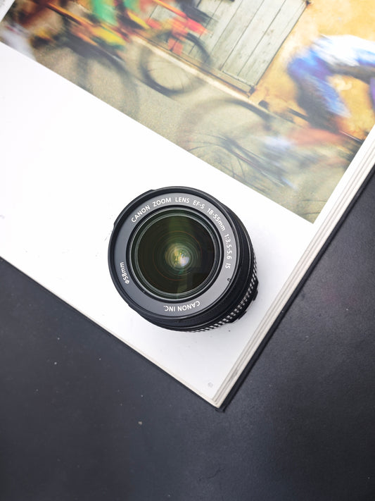 Canon Zoom Lens EF-S 18-55mm F3.5-5.6 IS