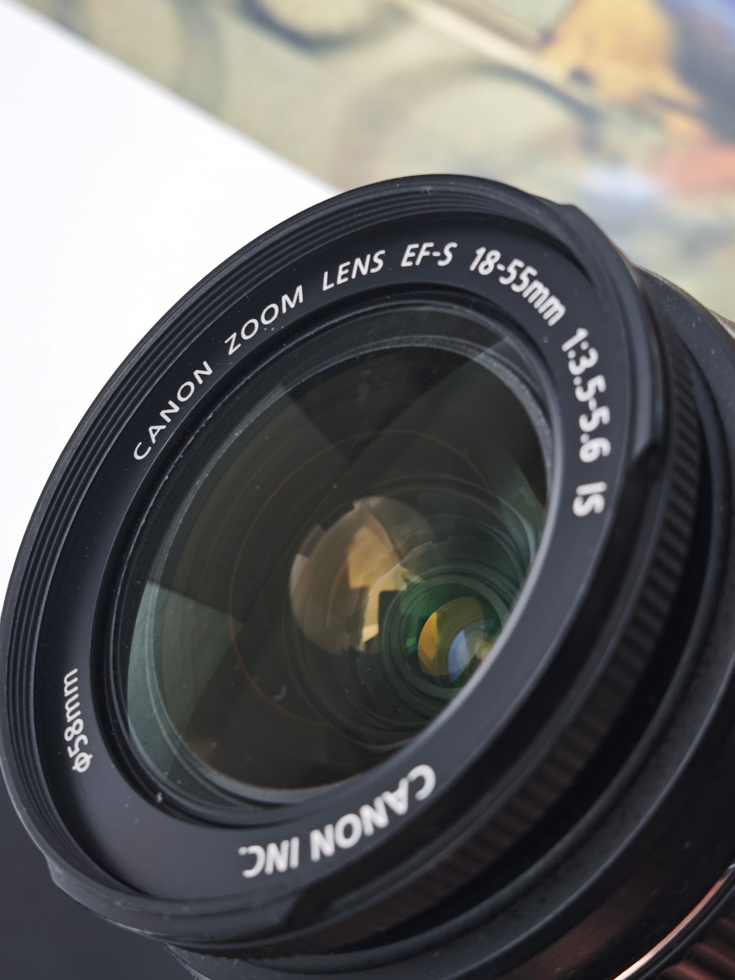 Canon Zoom Lens EF-S 18-55mm F3.5-5.6 IS
