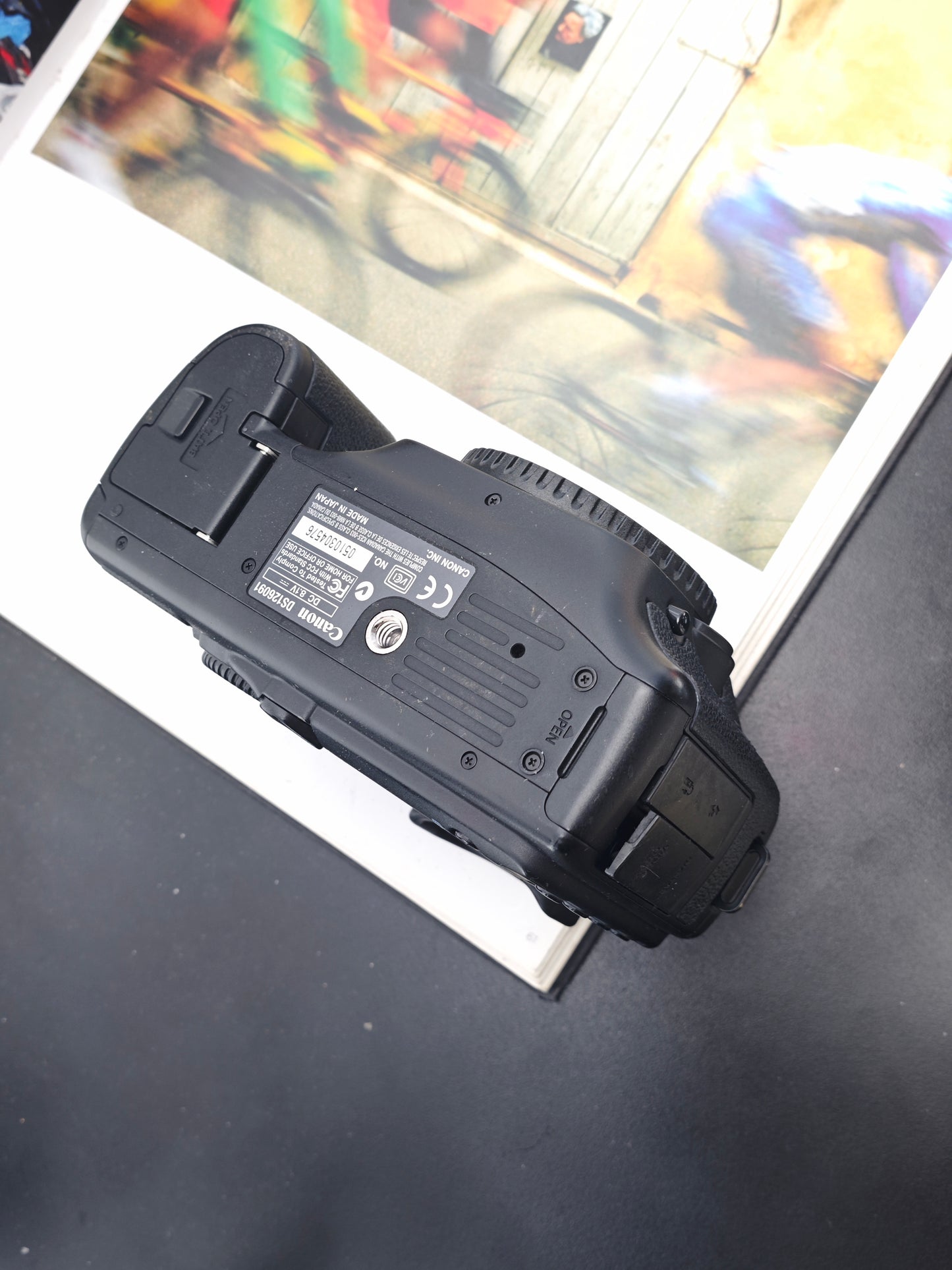 Used Canon EOS 5D Digital Camera [No charger]