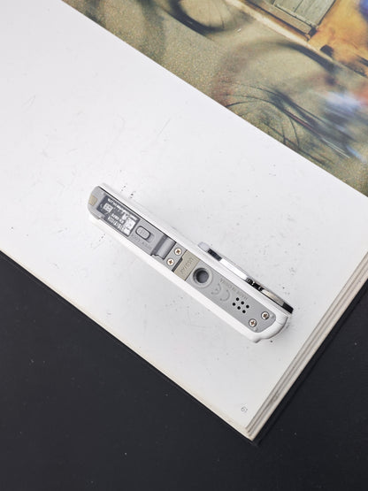 Used Casio EXILIM EX-ZS25 white Digital Camera #11013102A