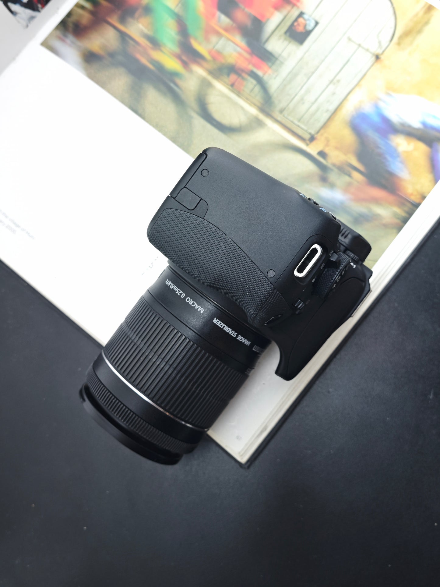 Used Canon EOS Kiss X7 with Canon Lens EF-S 18-55mm F3.5-5.6 IS STM [with box]