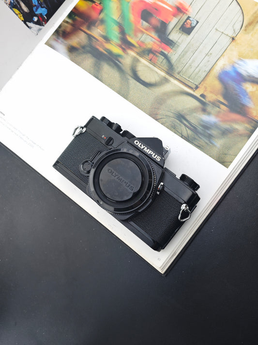 Olympus OM-1 black body