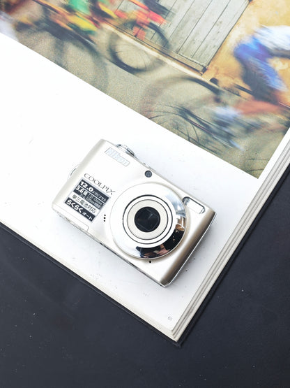 Used Nikon Coolpix L22 silver Digital Camera [with box]