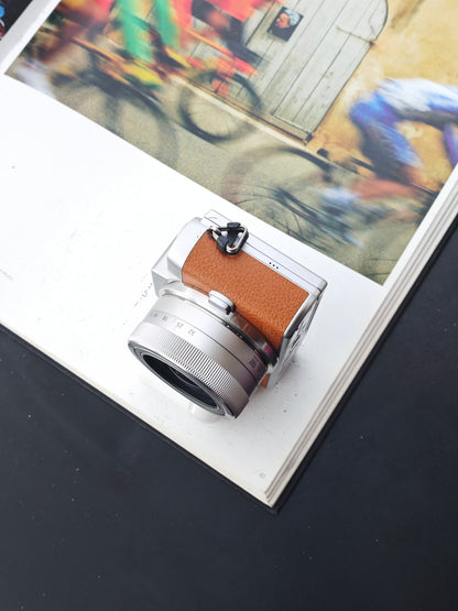 Used Panasonic Lumix DMC-GF7 with G Vario 12-32mm F3.5-5.6 [JPN only,No charger]