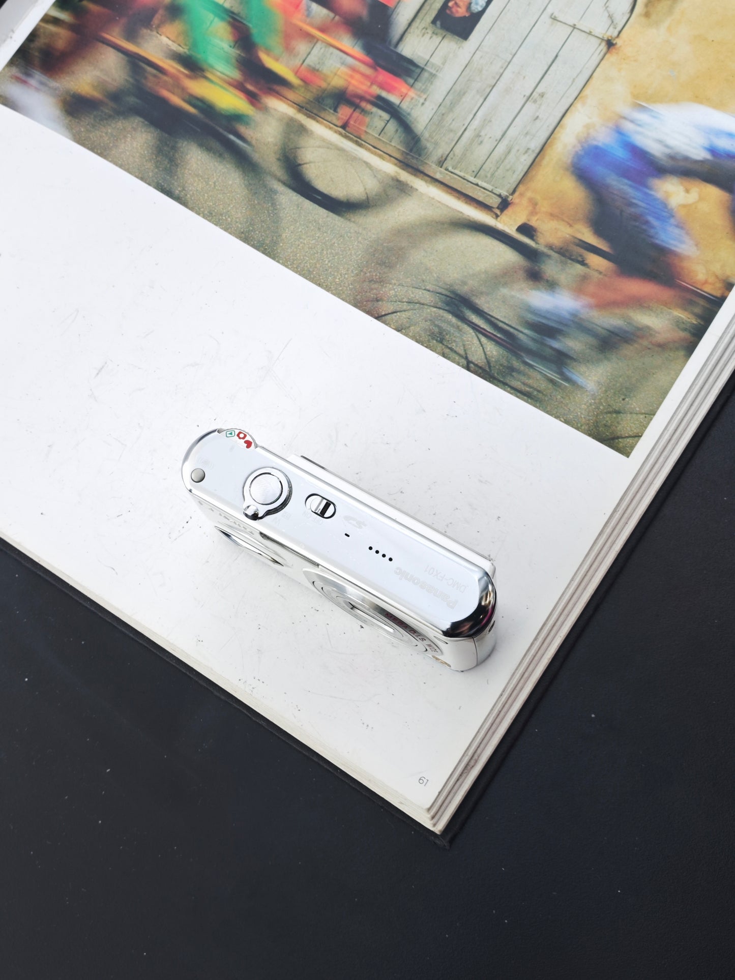 Used Panasonic Lumix DMC-FX01 white Digital Camera [No charger]