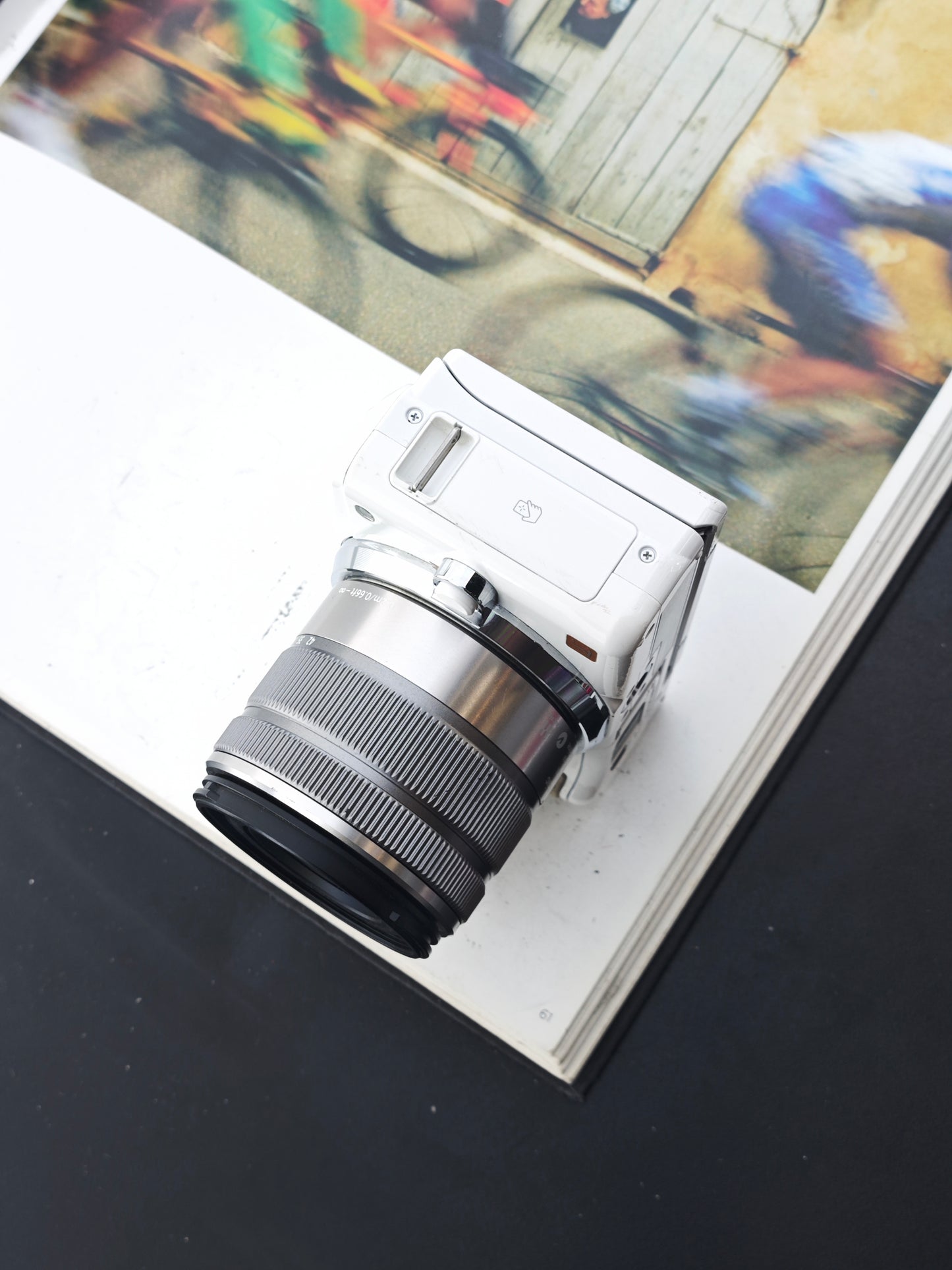 Used Panasonic Lumix DMC-GF6 with G Vario 14-42mm F3.5-5.6 [JPN only, No charger]