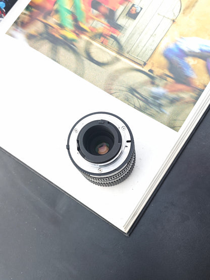 Nikon Zoom-Nikkor 35-70mm F3.5-4.8 Ai-S