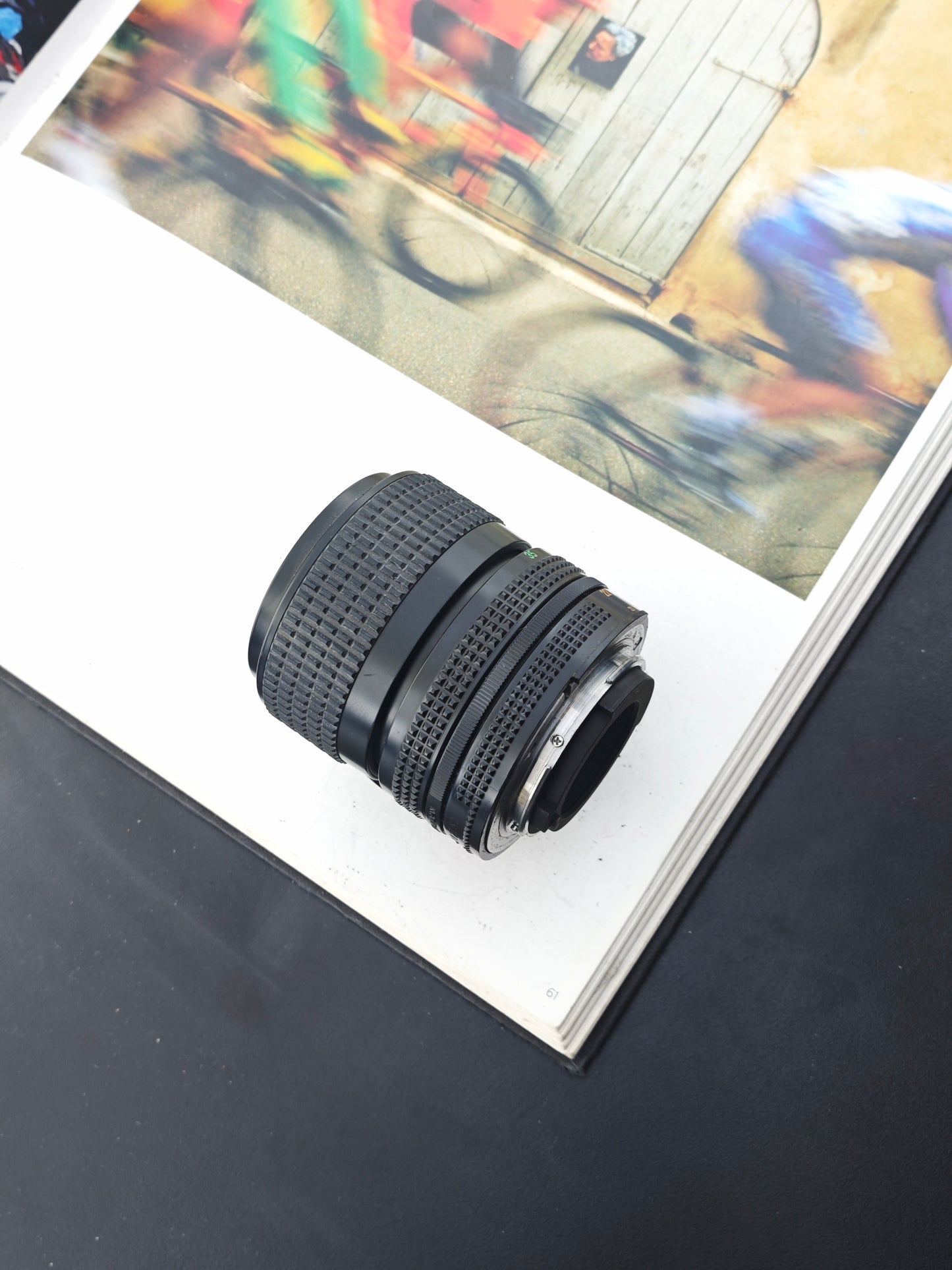 Nikon Zoom-Nikkor 35-70mm F3.5-4.8 Ai-S