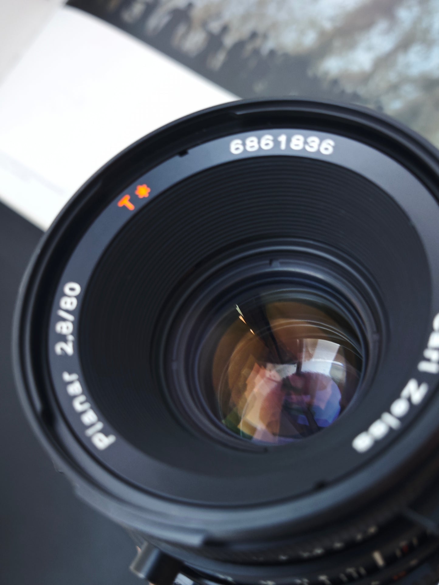 Hasselblad 500C/M with Carl Zeiss Planar 80mm F2.8 T* CF