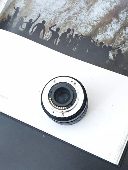Panasonic Lumix G 25mm F1.7 [M4/3 mount]