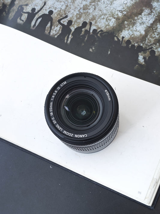 Canon Zoom Lens EF-S 18-55mm F4-5.6 IS STM