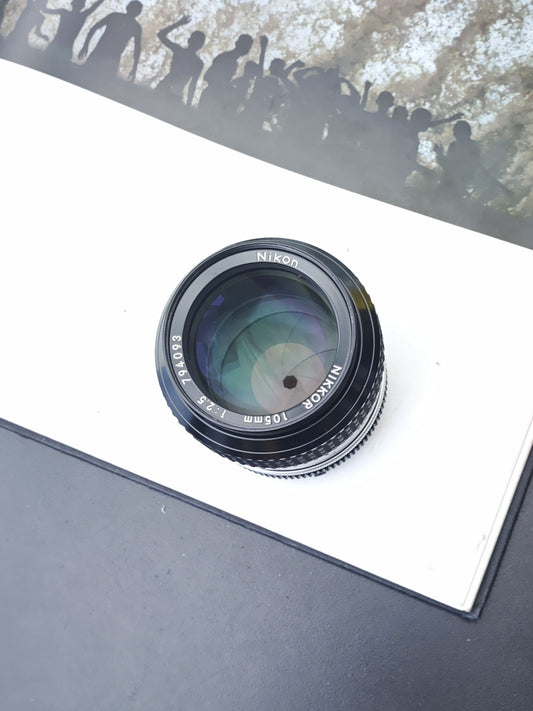 Nikon Nikkor 105mm F2.5 Ai