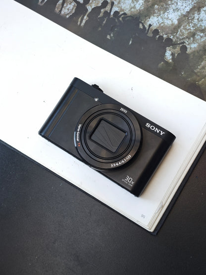 Used Sony Cyber-Shot DSC-WX500 Digital Camera [JPN only, No charger]