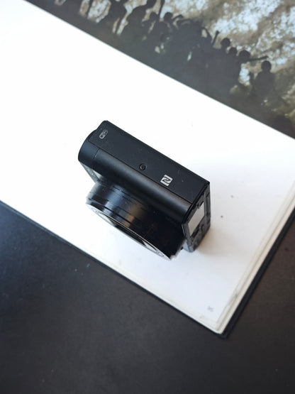 Used Sony Cyber-Shot DSC-WX500 Digital Camera [JPN only, No charger]