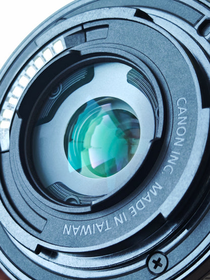 Used Canon EOS M6 Mark II with Zoom Lens 15-45mm F3.5-6.3 IS STM [No charger]