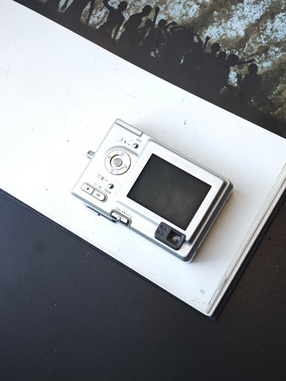 Used Casio EXILIM EX-Z3B Digital Camera [with box]