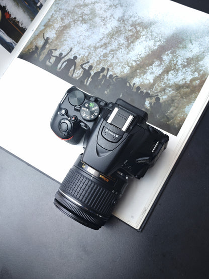 Used Nikon D5600 with Double Zoom Kit Digital Camera #2069959