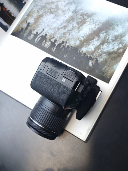 Used Nikon D5600 with Double Zoom Kit Digital Camera #2069959