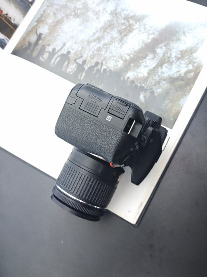 Used Nikon D5600 with Double Zoom Kit Digital Camera #2113668