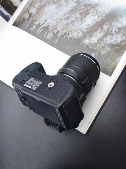 Used Nikon D3300 with Double Zoom Kit Digital Camera