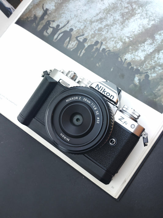 Used Nikon Zfc silver with 28mm F2.8 SE Digital Camera [No charger]