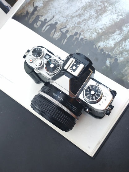 Used Nikon Zfc silver with 28mm F2.8 SE Digital Camera [No charger]