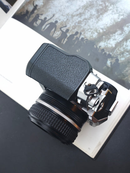 Used Nikon Zfc silver with 28mm F2.8 SE Digital Camera [No charger]