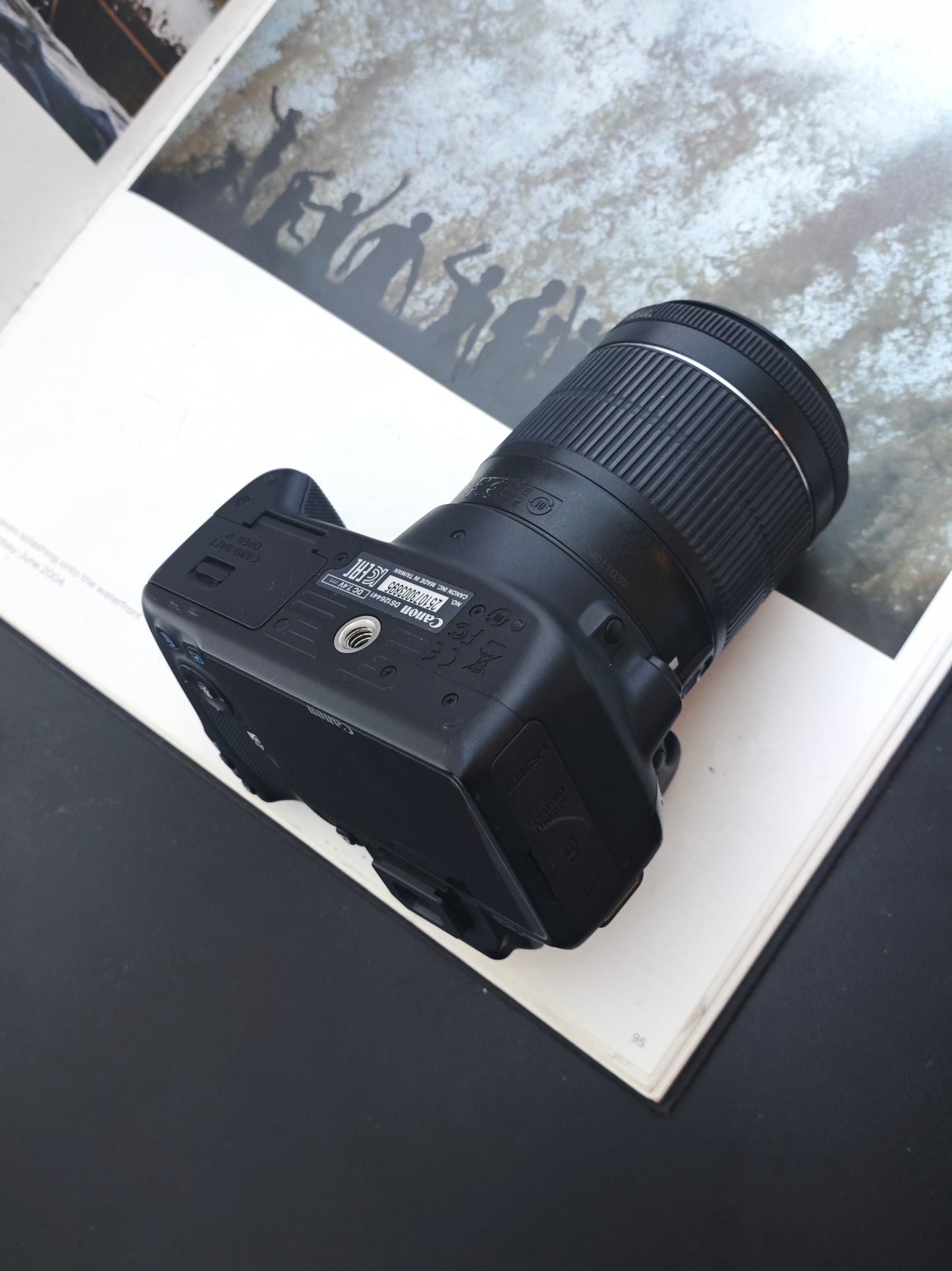 Used Canon EOS Kiss X7 with EF-S 18-55mm F3.5-5.6 IS STM [No charger]