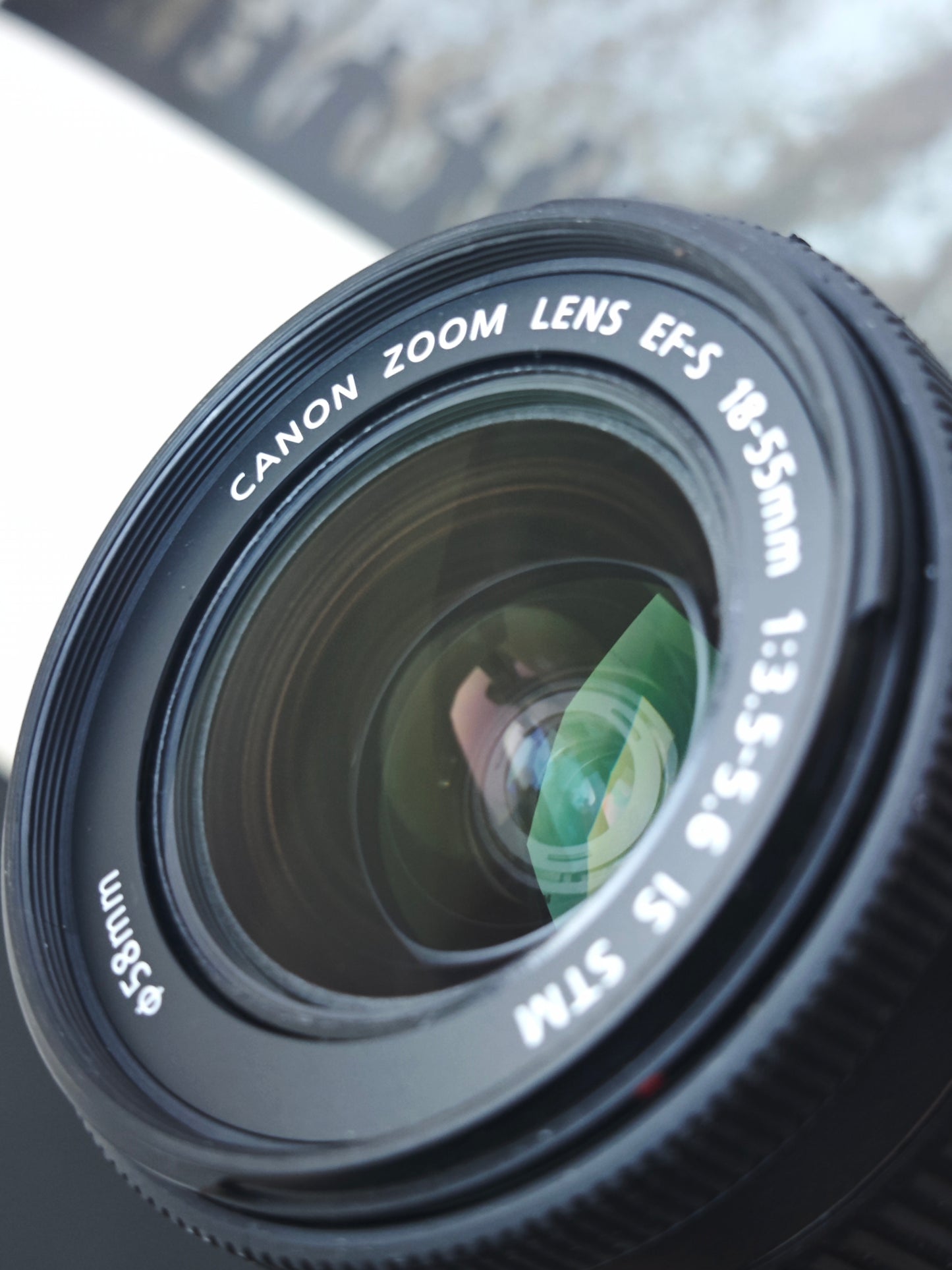 Used Canon EOS Kiss X7 with EF-S 18-55mm F3.5-5.6 IS STM [No charger]