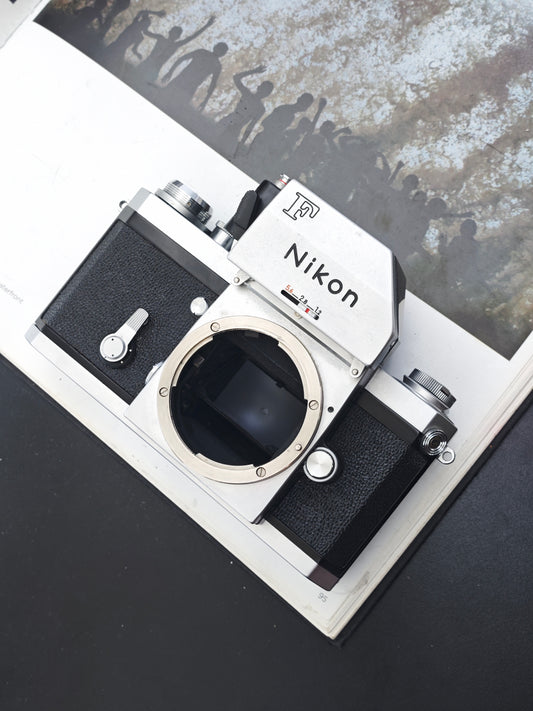 *READ* Nikon F Photomic body #7096008