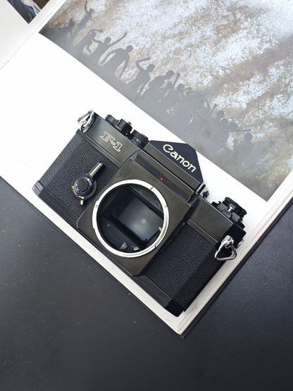 Canon F-1 body