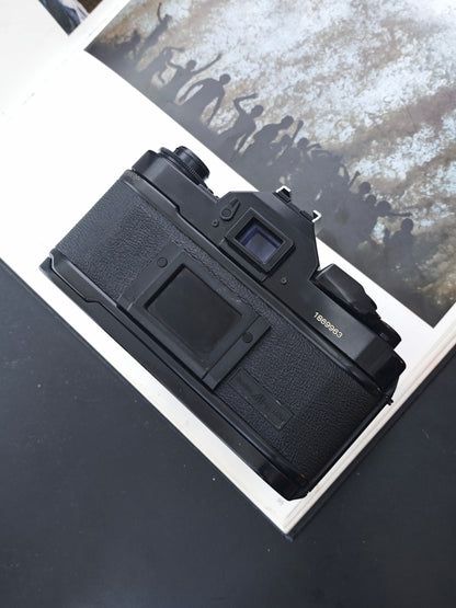 *READ* Canon A-1 black with FD 50mm F1.4 #1869963