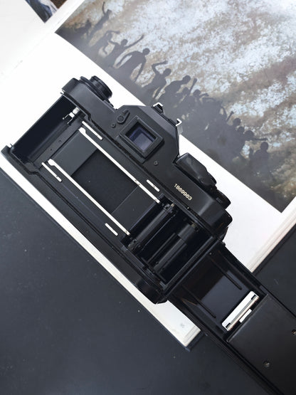 *READ* Canon A-1 black with FD 50mm F1.4 #1869963