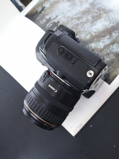 Canon EOS-1N with EF 28-105mm F3.5-4.5