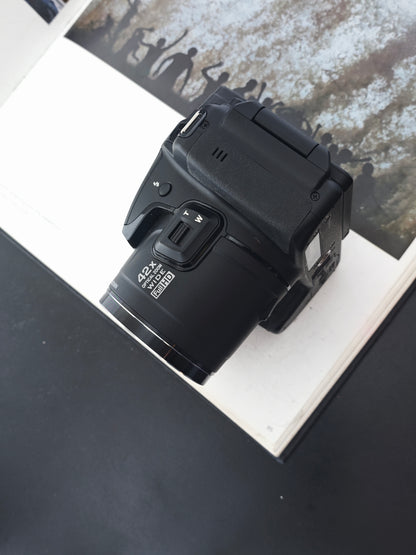 Used Nikon Coolpix P520 black Digital Camera [with box] #21012514