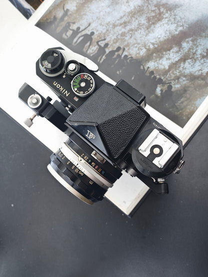 *READ* Nikon F eyelevel black with Nikon Nippon kogaku Nikkor-S Auto 5cm F2