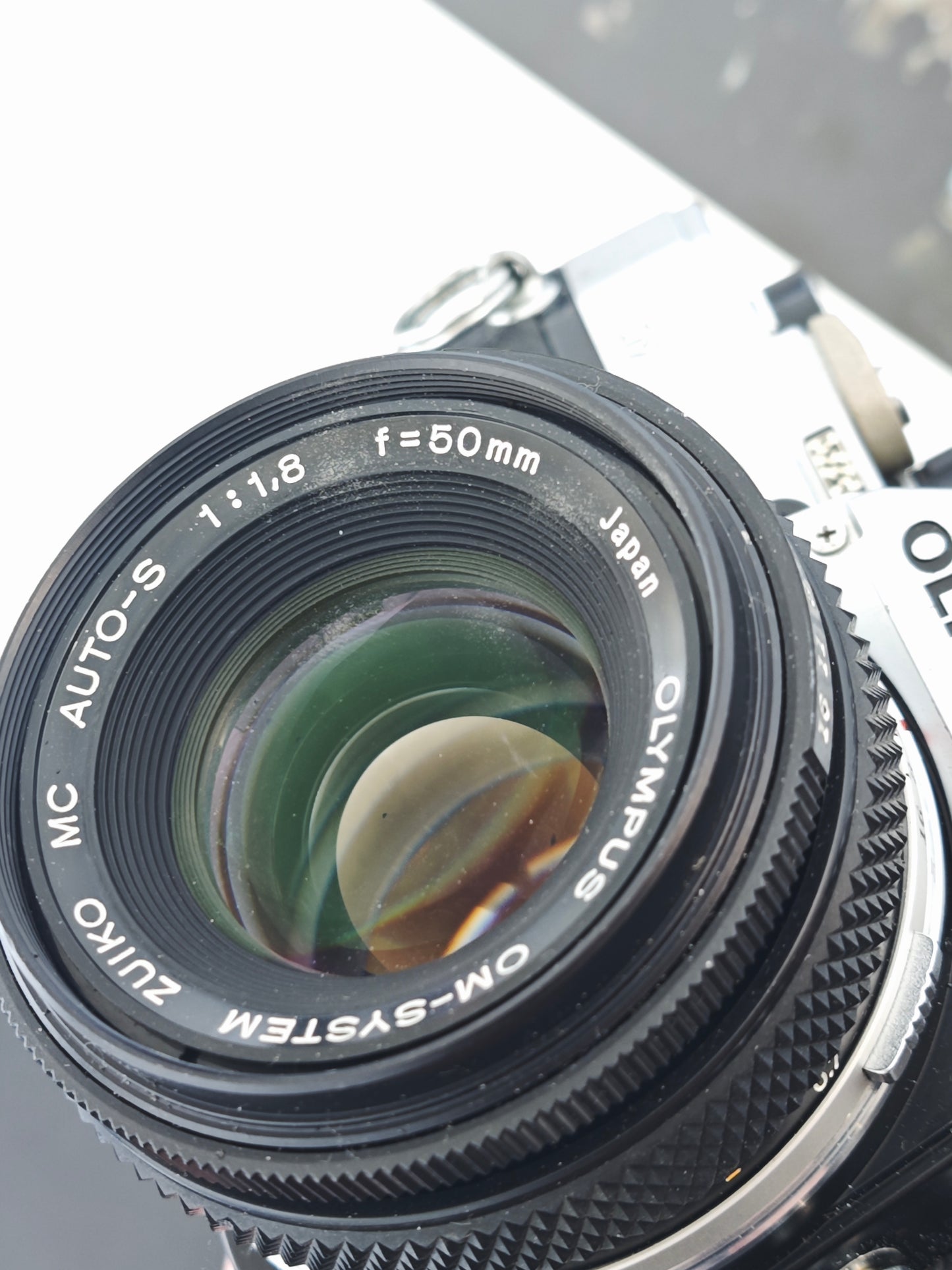 *READ* Olympus OM10 silver with OM-System Zuiko MC 50mm F1.8