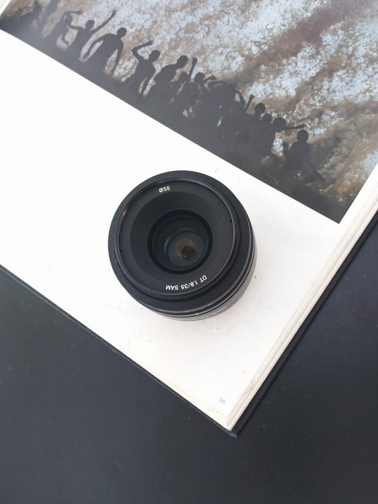 Sony AF 35mm F1.8 DT [SAL35F18]