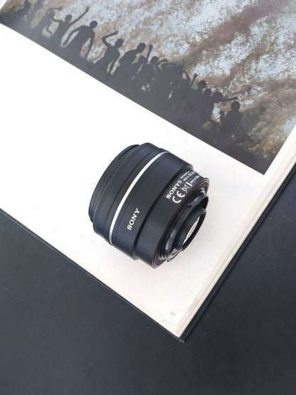 Sony AF 35mm F1.8 DT [SAL35F18]