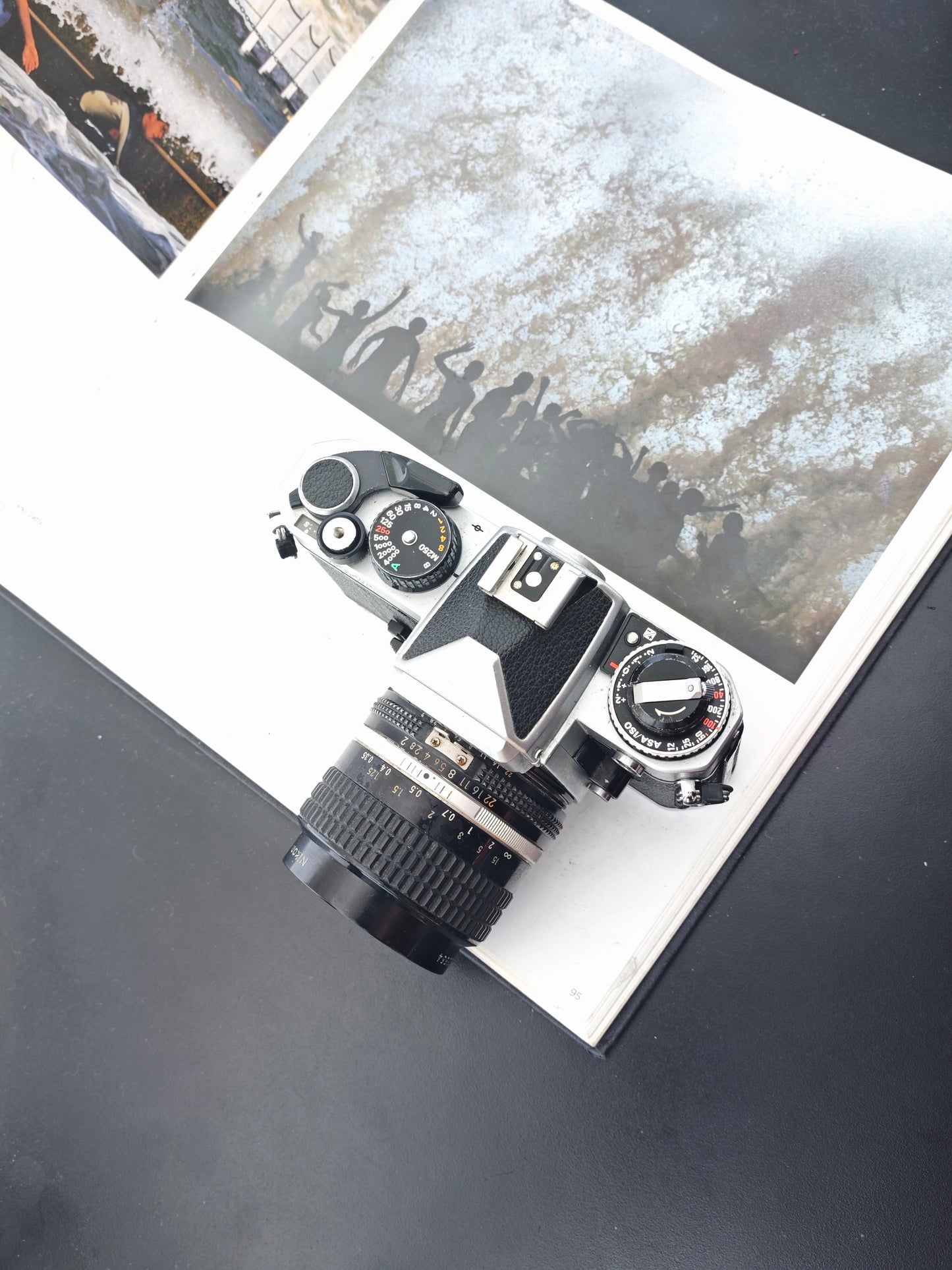 Nikon FE2 silver with Nikon Nikkor 35mm F2 Ai-S