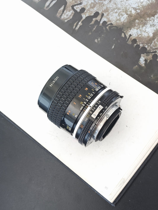 Nikon Micro-Nikkor 55mm F2.8 Ai-S