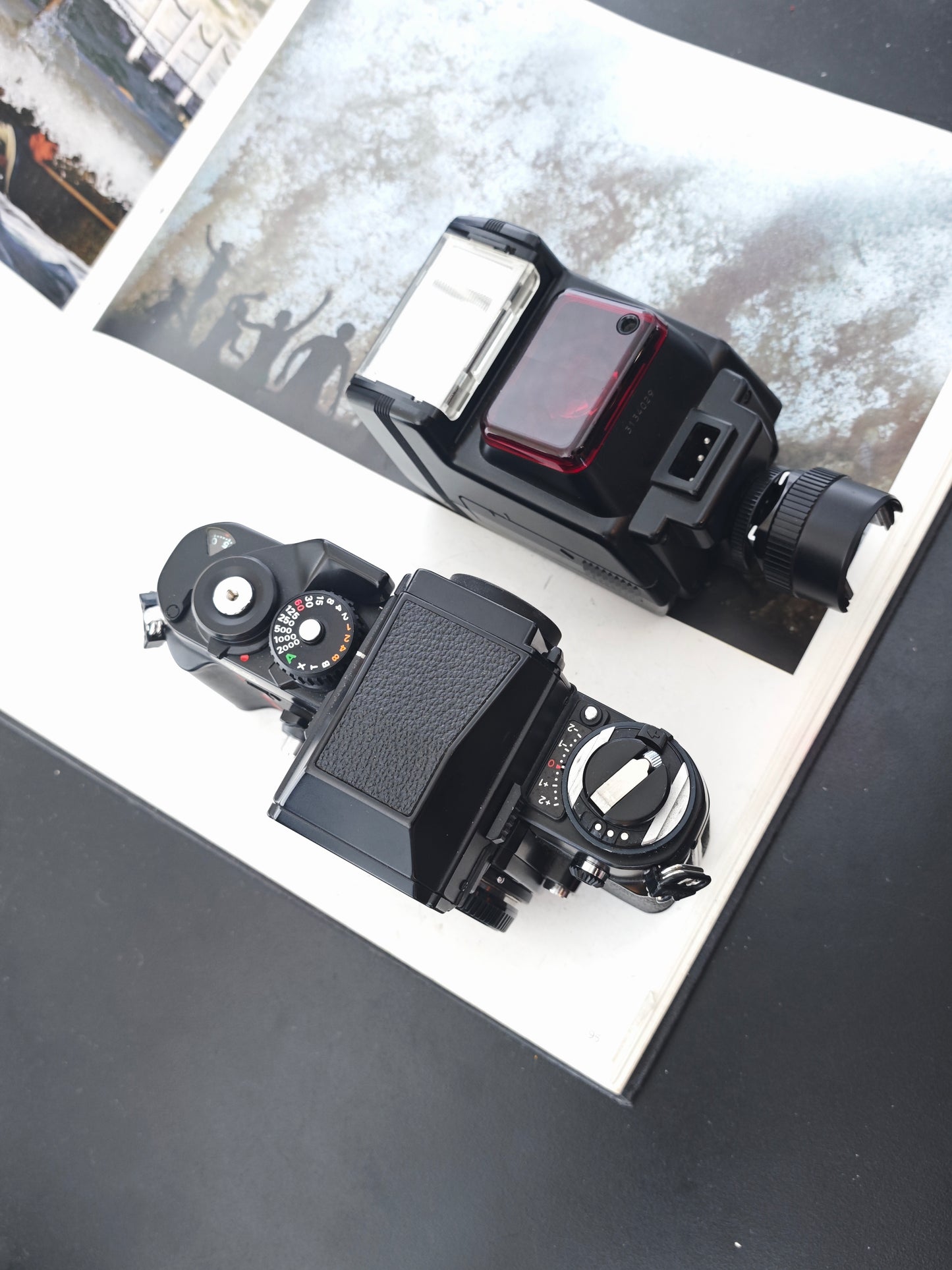 Nikon F3HP with Nikon SB-22
