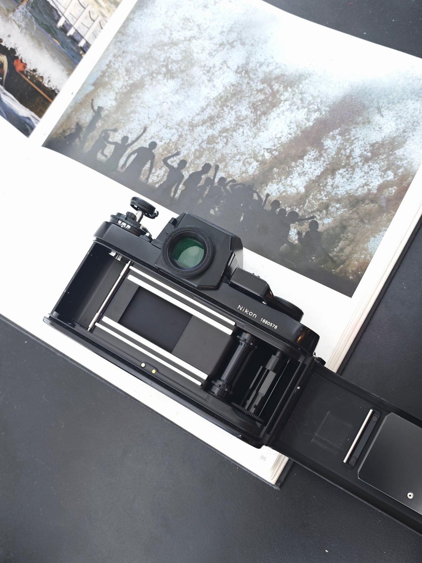 Nikon F3HP with Nikon SB-22
