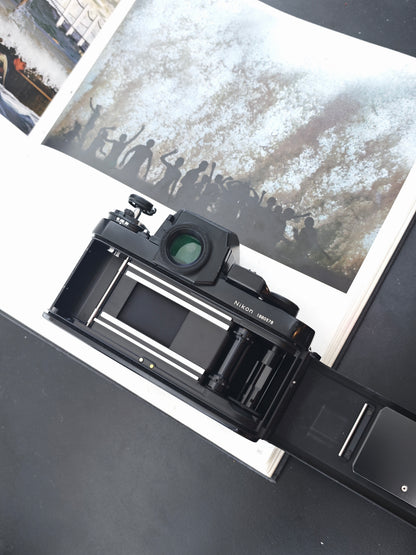 Nikon F3HP with Nikon SB-22