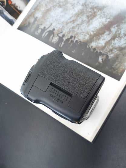 Used Canon EOS 5D mark II Digital Camera [No charger] #810500464