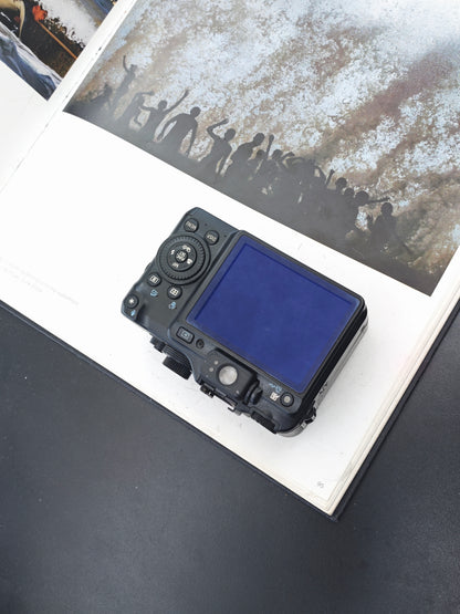Used Canon PowerShot G10 Digital Camera [No charger] #7011000439