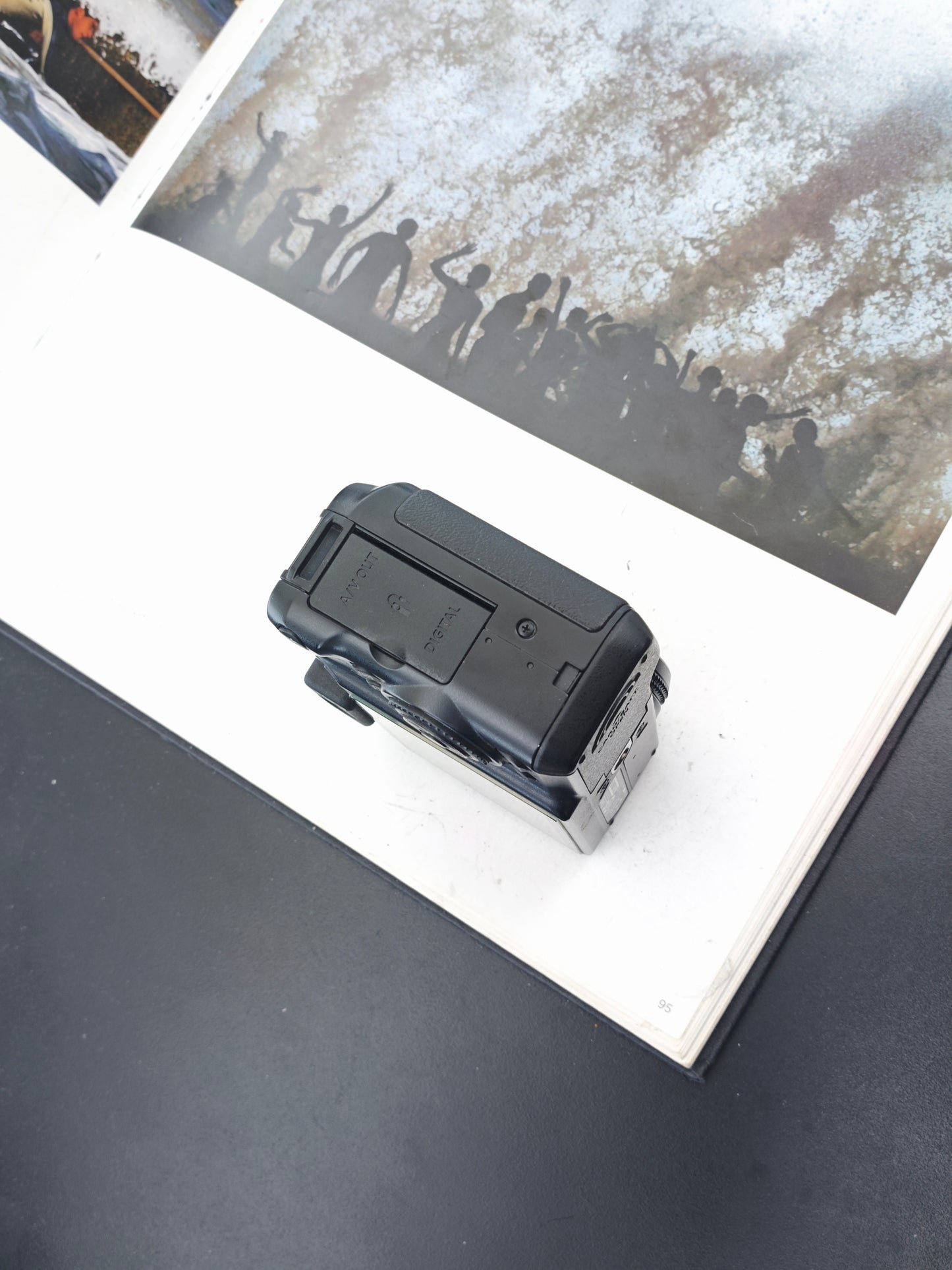 Used Canon PowerShot G10 Digital Camera [No charger] #7011000439
