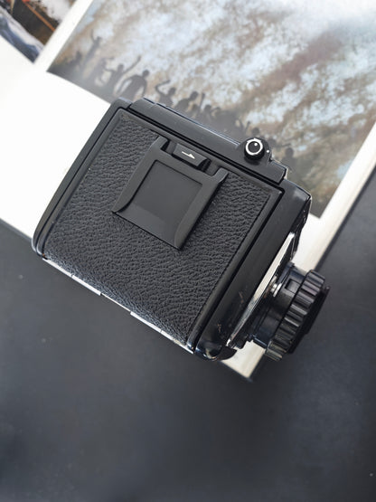 Mamiya M645 with Mamiya-Sekor C 80mm F2.8